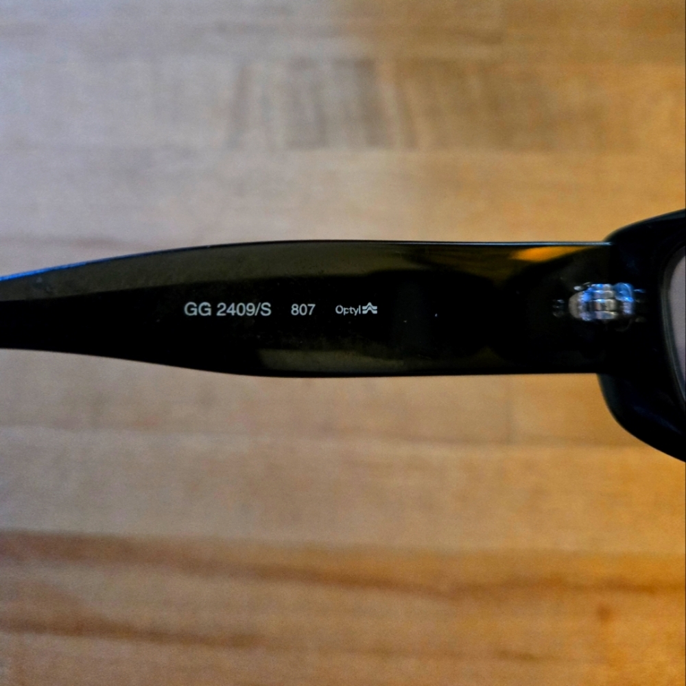 Black Rectangular Sunglasses - image 6